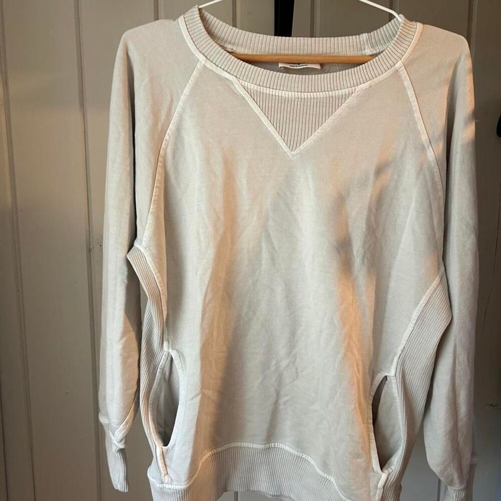 Zenana boho cream crewneck sweatshirt with front pocket in a S